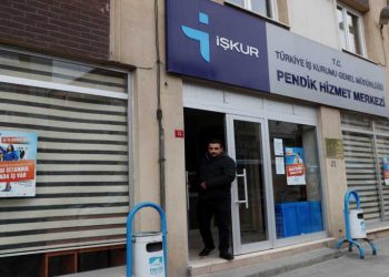 Ekonomik kriz erken seçimi zorluyor