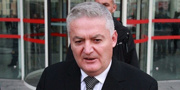 Ahmet Zeki Üçok’a hapis cezası!