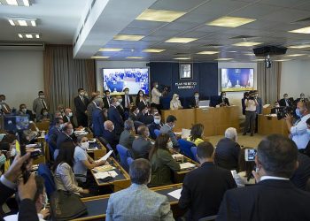 Çoklu baro teklifi TBMM Adalet Komisyonu’nda kabul edildi, teklifte neler var?