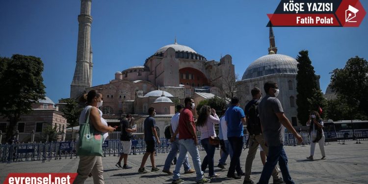Elektrik ve doğal gaz borcunu ödeyemeyen Ayasofya’ya mı gitsin?