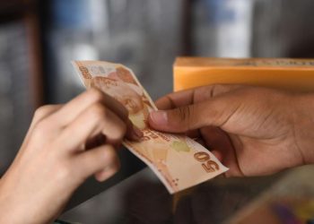 Mahfi Eğilmez: Merkez Bankası, faizi indirdiği hâlde gösterge faiz niçin düşmüyor?