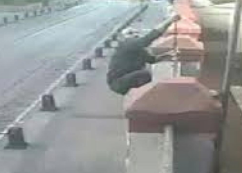 Kilise haçını söken sanığa Kuran’dan alıntıyla hapis cezası