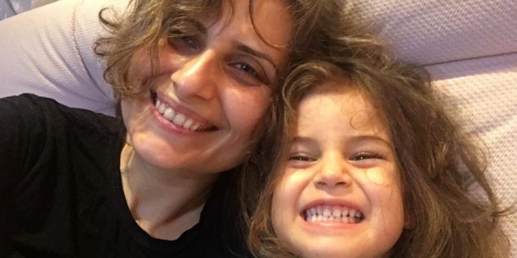 Kızıyla 1,5 Yıldır Karantinada Olan Anne Konuştu