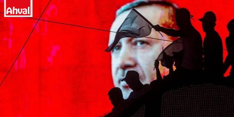 Tercih meselesi… ‘He man’ türü güçlü liderler mi, güçsüz görünüp halkını mutlu etmeyi bilenler mi?