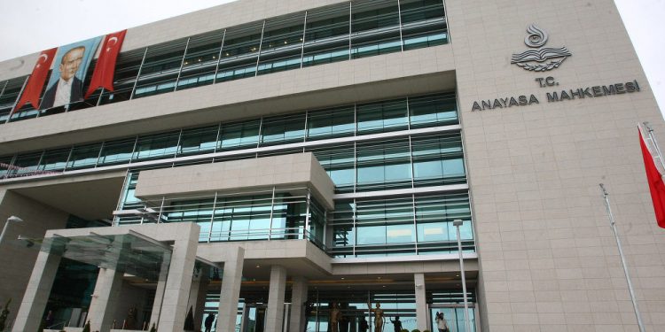 AYM CHP’nin İnfaz Yasası’nın şekil yönünden iptali talebini reddetti