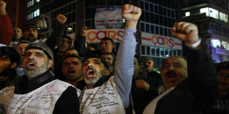 İşsizlik yüzde 12 mi, yüzde 52 mi?