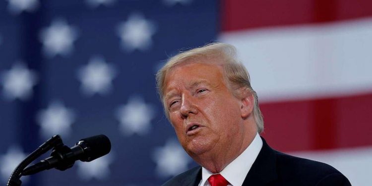 Trump anketlerde kaybediyor: Seçimlerin ertelenmesini istedi