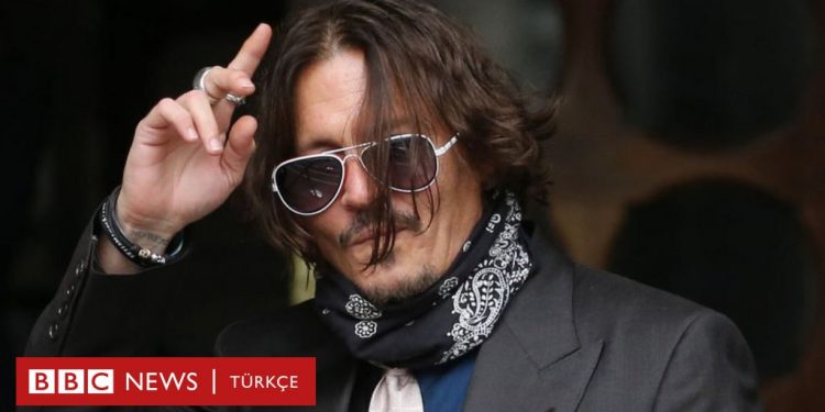 Johnny Depp, dövmesine güldüğü için eski eşi Amber Heard’e tokat attığı iddiasını reddetti