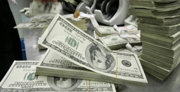 Financial Times: Türkiye her gün 1 milyar dolar satıyor