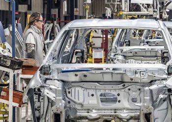 Otomotiv üretimi yüzde 29 daraldı