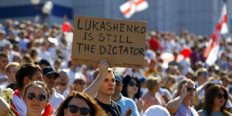 Belarus’ta gösterilerin 10’uncu günü: Muhalifler ‘yönetimi devralma kurulu’ oluşturdu