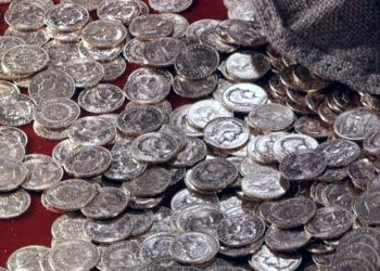 Fiyatı temmuzda en çok artan gümüş, altını geride bıraktı