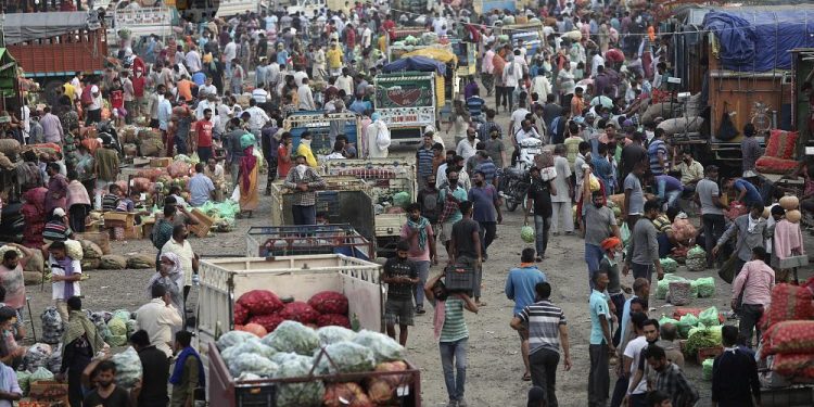 AB nüfusu tahmin edilenden daha fazla azalacak, doğurganlık oranı da hızlı düşecek | Araştırma