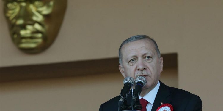Erdoğan’dan Doğu Akdeniz uyarısı: Yunan ve Fransız halkı ödeyecekleri bedeli biliyor mu?