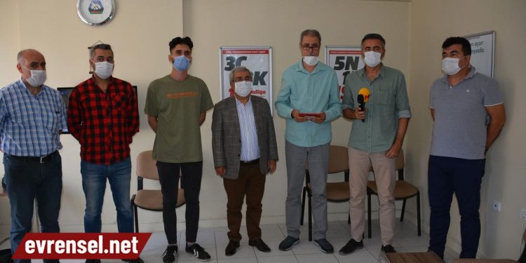 Muhabirimiz Bölükbaş’a ajanlık dayatması Diyarbakır’da protesto edildi