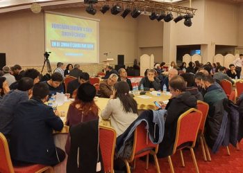 Eğitim ve Gelir Arttıkça Kürtçe Konuşma Azalıyor