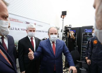 Bakan Varank ‘müjdeledi’: ‘Milli kelepçe’ geliyor