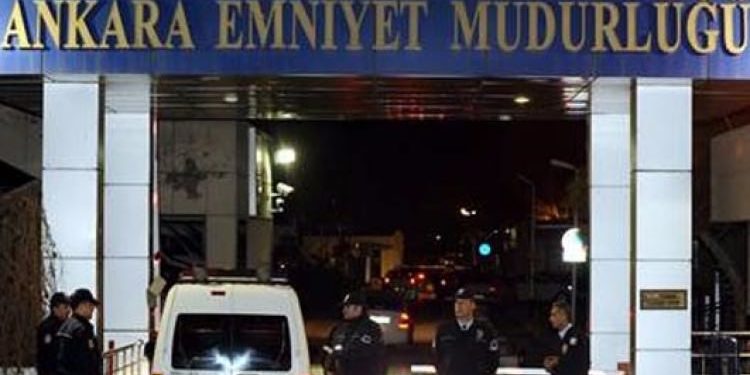 Diplomatlara işkencede savcılık takipsizlik kararı verdi