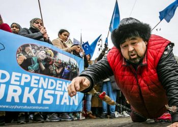 New York Times: Çin Doğu Türkistan’daki camileri ve nadide türbeleri yok ediyor