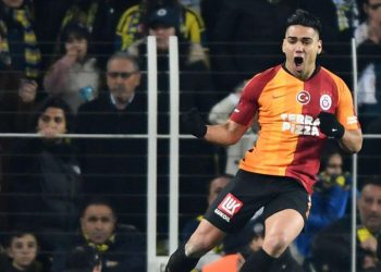 Galatasaray’a yeni orta saha: Falcao devrede