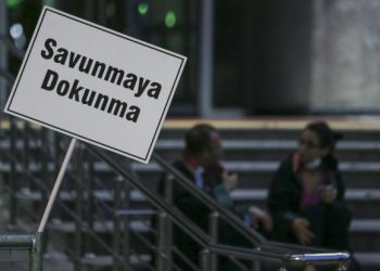 Amaç savunmaya gözdağı