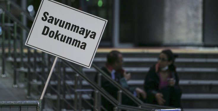 Amaç savunmaya gözdağı