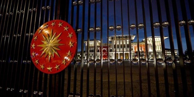 Saray, külliyede koronadan ölenlerin sayısını paylaşmaktan sakındı