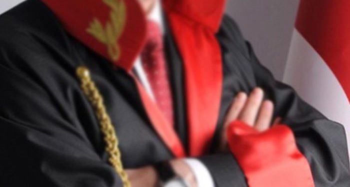 Hakim otel odasında ölü bulundu