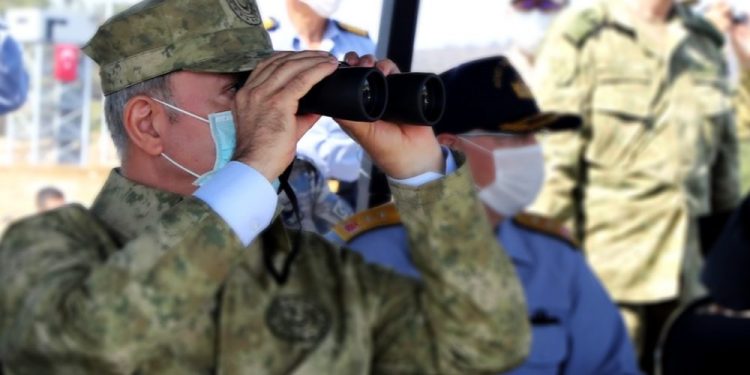 “TSK akıl, bilim, anayasa, yasalar ve Tayyip Erdoğan’ın talimatları doğrultusunda görevinin başında…”