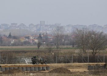 Yunan Başbakan Miçotakis: Meriç sınırında çelikten tel örgü inşası nisan ayında bitecek