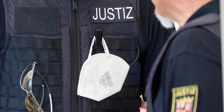 Almanya’da Çeçen komutanı parkta vuran Rus şüphelinin davası başlıyor