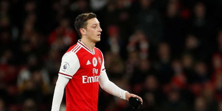 New York Times: Mesut Özil’in silinişi!