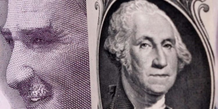 TL’deki rekor değer kaybının nedenleri dünya basınında