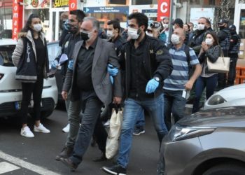 Ayhan Bilgen istifa edeceğini duyurdu! ‘Demokrasicilik oynanacak yaşı geçtim’