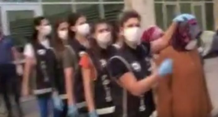 KHK’lıların iş bulmasına yardım ettikleri gerekçesiyle 23 kişi gözaltına alındı