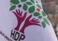 HDP binasına girip flamayı indirdiler