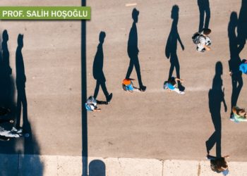 Türkiye’de kimlik problemi ve kimlik siyaseti