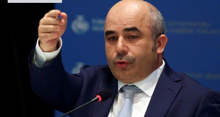 Merkez Bankası, TL’nin ipini çekti