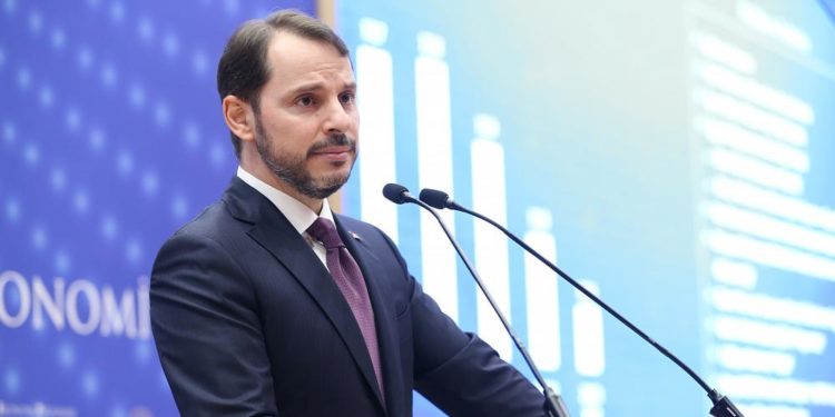Berat Albayrak, Instagram hesabından istifa ettiğini duyurdu