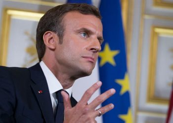Macron: Uluslararası hukuka göre Dağlık Karabağ bölgesi Azerbaycan toprağıdır, müdahale edemeyiz