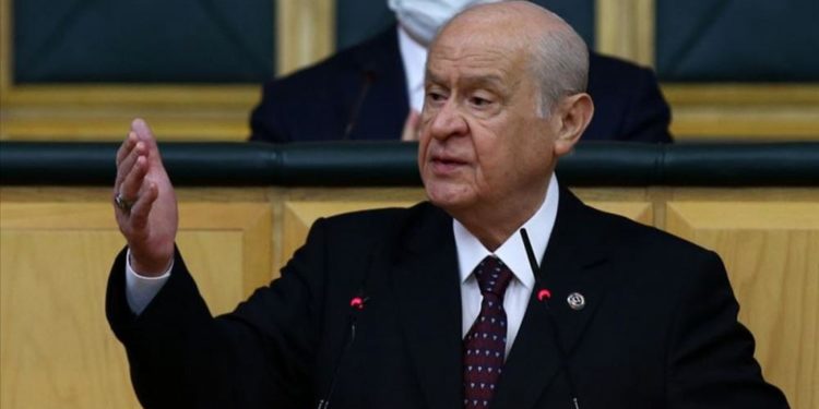 Devlet Bahçeli: Alaattin Çakıcı benim ‘dava’ arkadaşımdır, Demirtaş ‘teröristtir’.