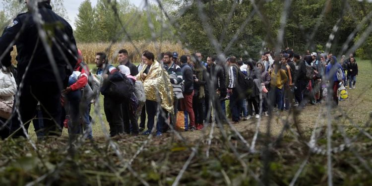 AB, Hırvatistan’dan ‘sınırdaki göçmen istismarı iddialarına’ yanıt istedi