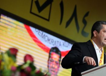 Barzani’den Bağdat’a tepki: ‘Yaptığınız zulmü telafi etmek için zamanınız var’