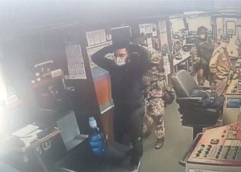 Akdeniz’de Alman askerlerinden silah yüklü Türk gemisine baskın