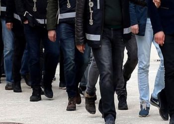 Diyarbakır’da evleri basılan çok sayıda avukat gözaltına alındı