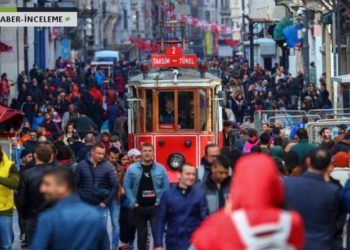 Ekonomide devasa sorunlar çözüm bekliyor