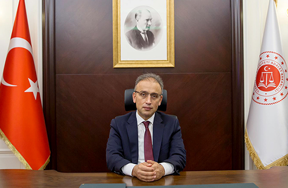 Osman Kavala’yı tutuklatan Bakan Yardımcısı Hasan Yılmaz, HSK’da hakimlerden hesap soracak!