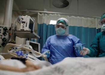 Fatih Altaylı: Günlük vaka sayısı 40 bin civarında, kaynağım sağlam