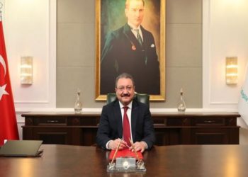 Sağlık Bakan Yardımcısı görevden alındı, yerine Medipol rektörü atandı