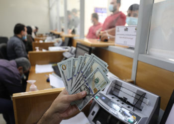 Mahfi Eğilmez: Ne oldu da TL değer kazandı?